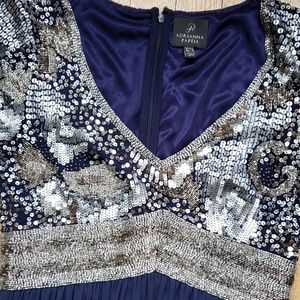 Adrianna Papell Navy and Silver Formal gown size 6